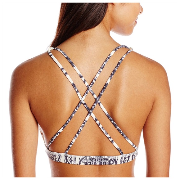 🔥O'Neill 365 Women's Balance Sports Bra, NWT - Picture 2 of 7